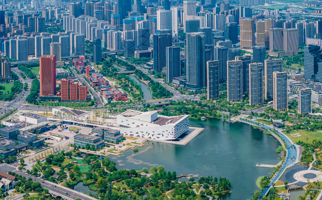 图为东湖公园
