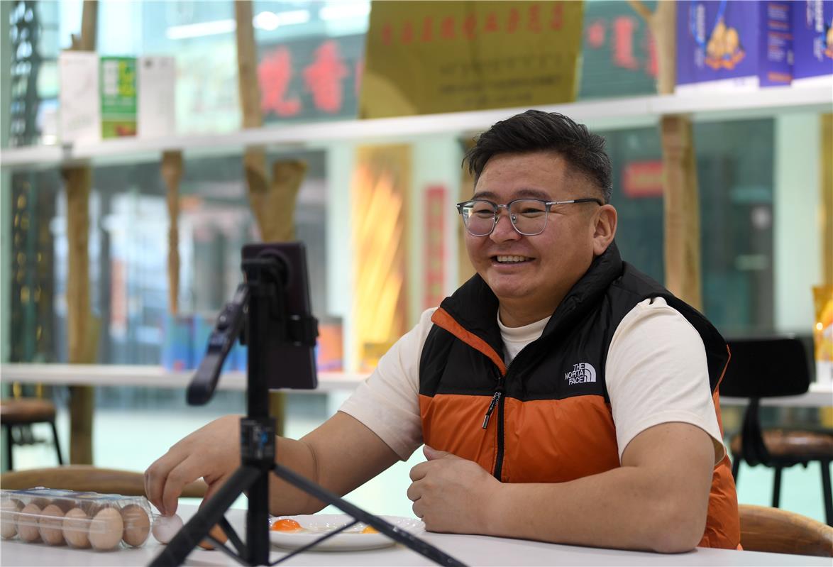 新春走基层 | 草原“绿色”年货组团进京