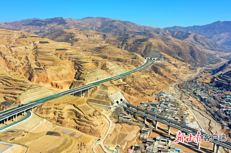 【新春走基层 走高速·看变化】八年期盼 今朝梦圆