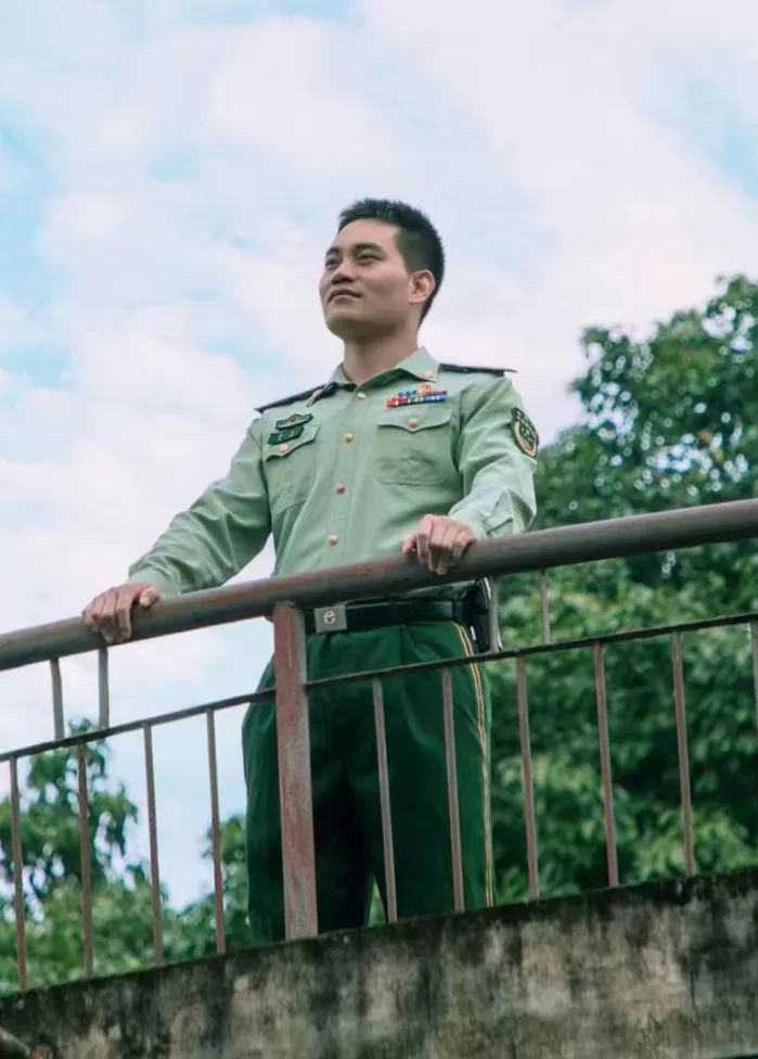 快看,人民武警新媒体喜报来了!一定有你!