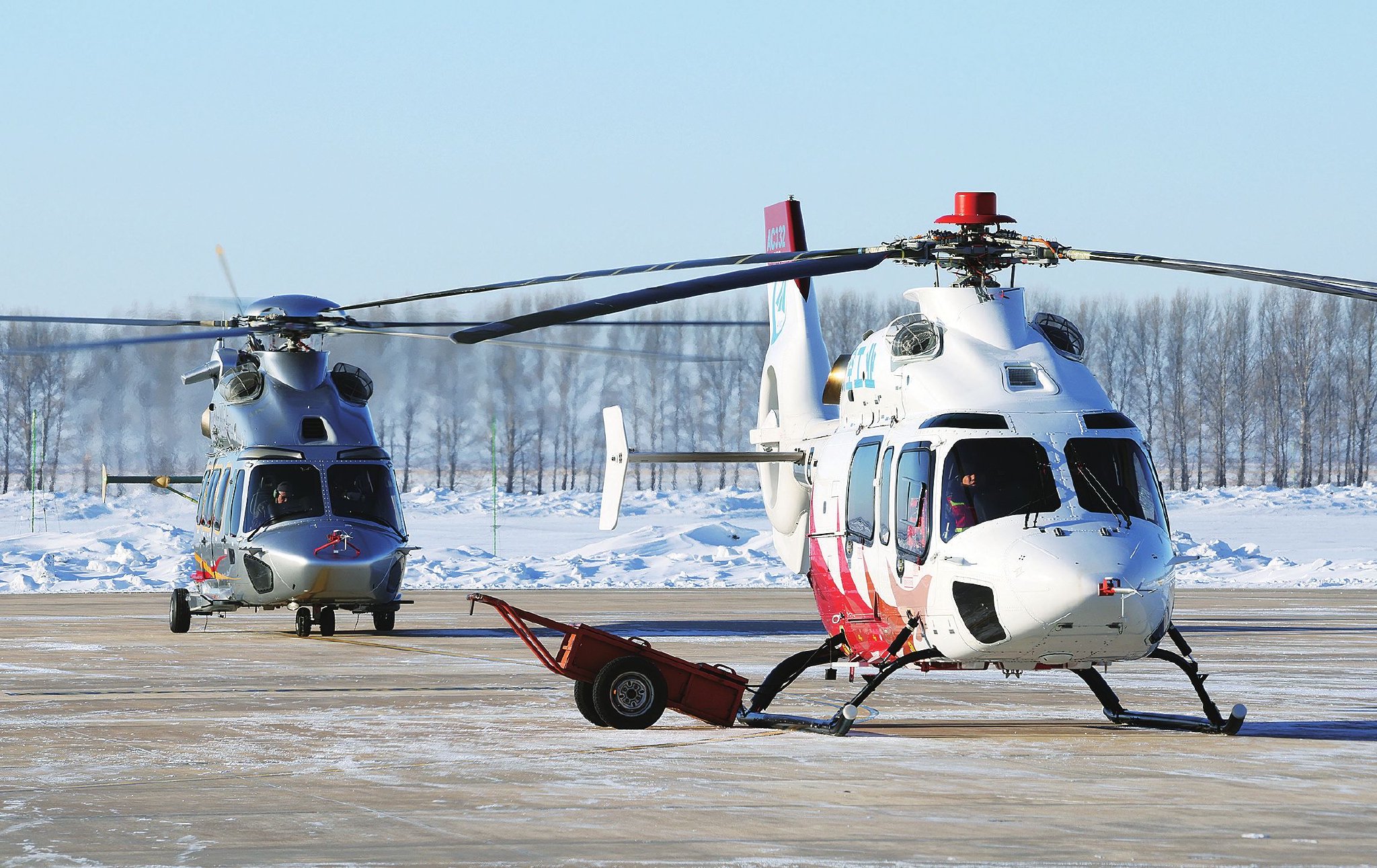 ac352直升机开展低温载荷试飞,预计在