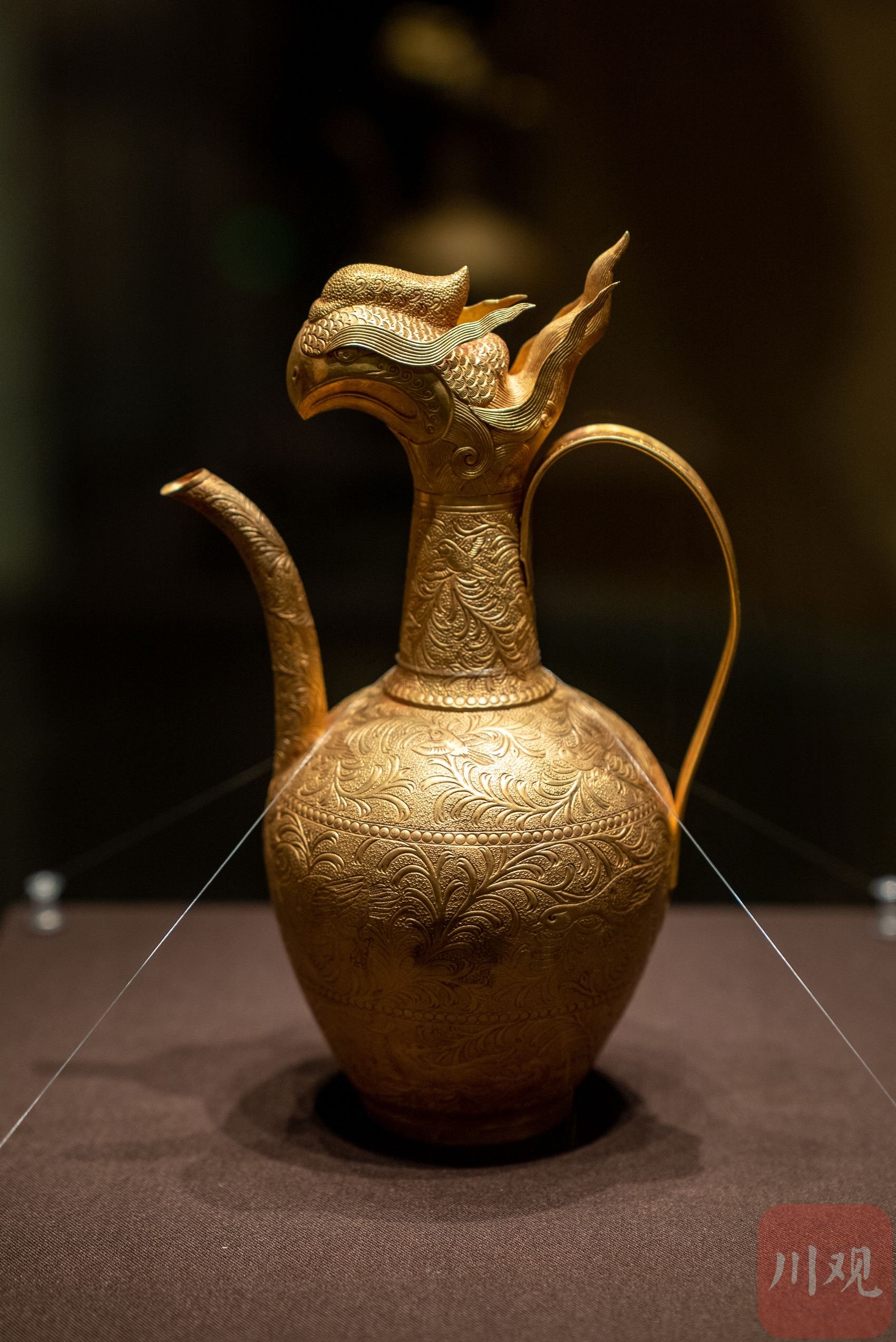 凤头钮执壶——宋(960-1279)