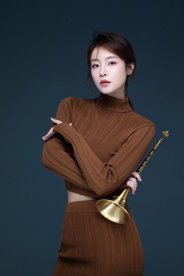 吹出八块腹肌的中国第一位唢呐博士 刘雯雯:让乡土音乐具有国际视野