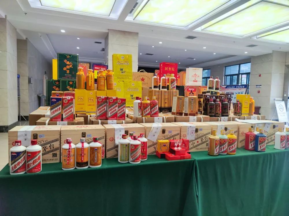 云南宣威一村突发刑事案件致6人死亡,39岁犯罪嫌疑人已落网,十年前曾