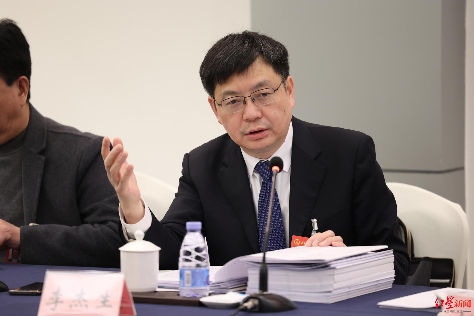 成都市人大代表,国家税务总局成都市税务局党委书记,局长李杰生 图
