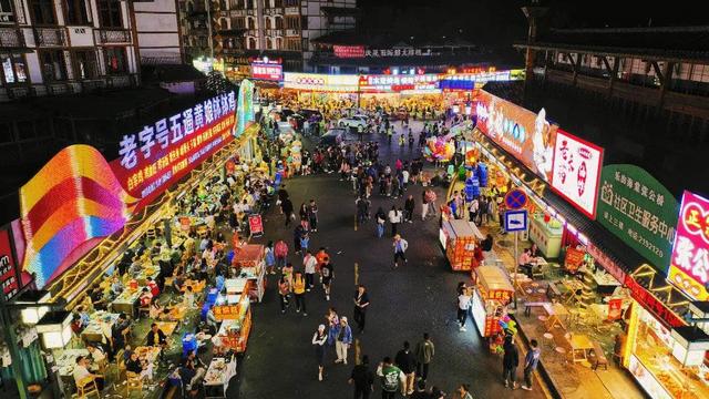 张公桥美食街.图片来源:乐山文旅