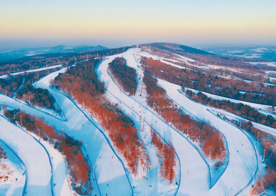 走进长春!100个网红打卡地之天定山滑雪场