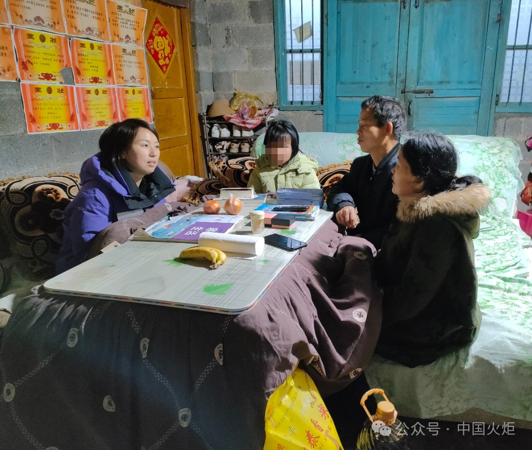 自媒体热点>正文> 春节即将来临,古丈县关工委开展集中走访困境儿童
