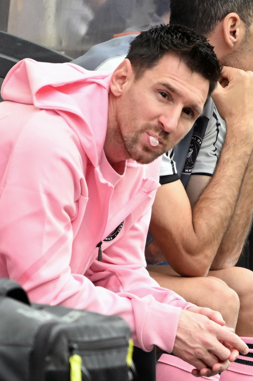 迈阿密国际主帅:梅西因伤未登场!香港特区政府:或扣减赞助费