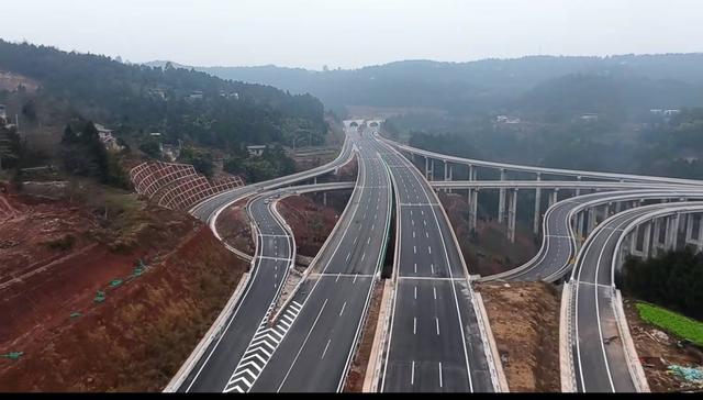 德中快通正式开通试运行 中江全面融入德阳市域"半小时交通圈"