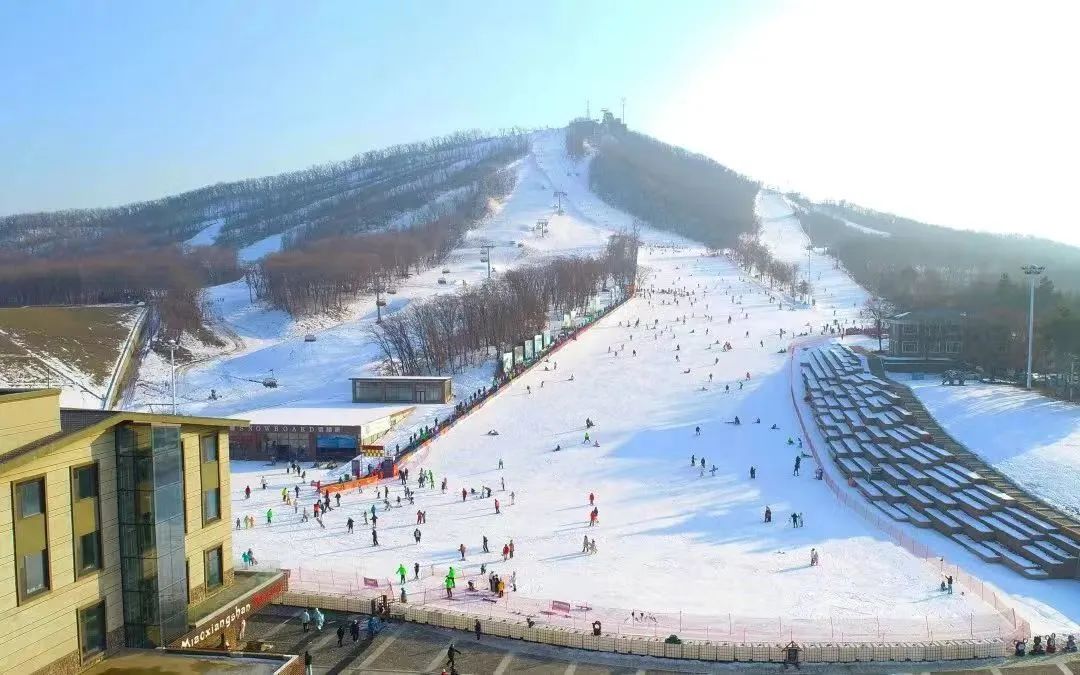 走进长春!100个网红打卡地之庙香山滑雪场