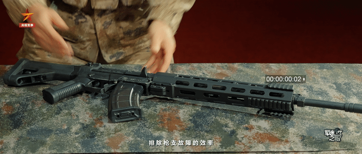 可伸缩枪托,透明弹匣……硬核展示国产191精准步枪有