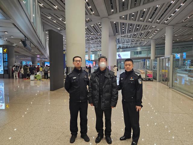 北京海关缉私局成功劝返一名外逃六年的走私犯罪嫌疑人|走私_新浪财经