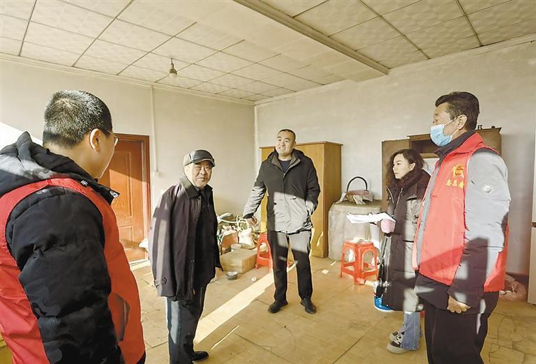 慰问老兵 寒冬送暖_新浪财经_新浪网