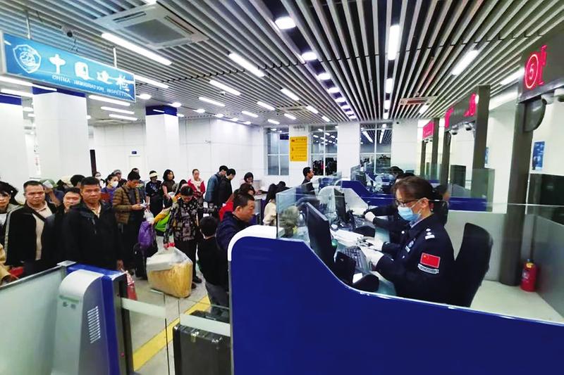 &nbsp;&nbsp;&nbsp;&nbsp;东兴口岸出入境旅客检查