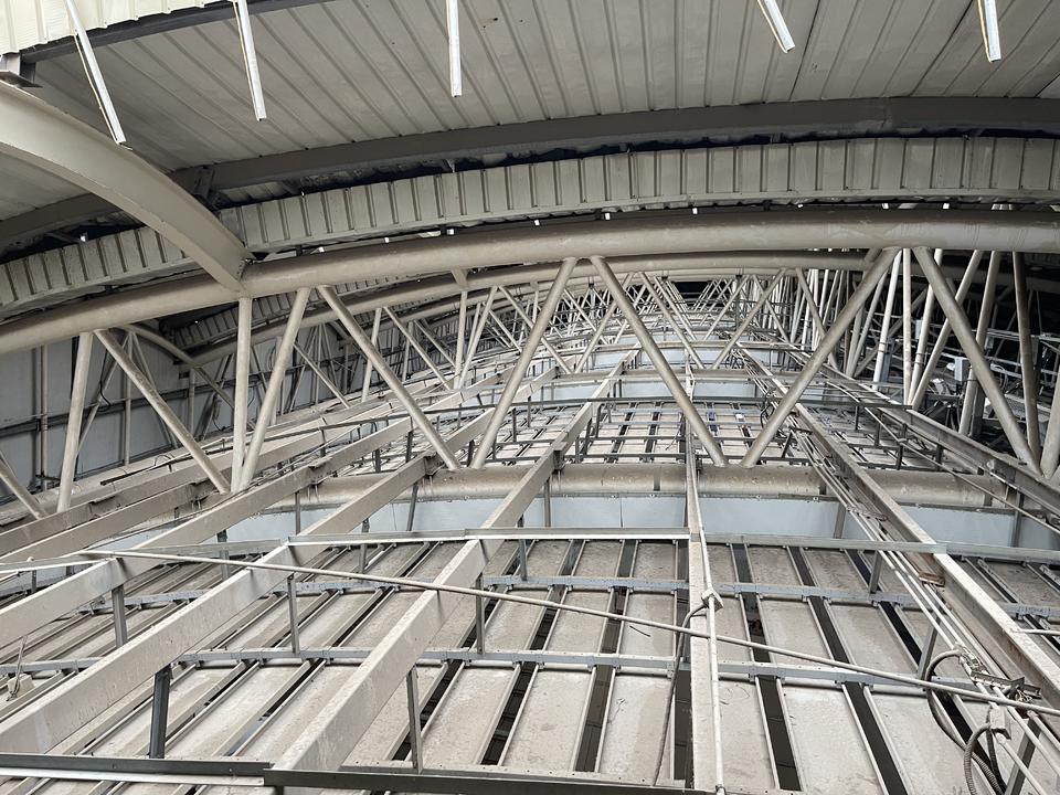 新春走基层|站房上的"内科医生":高铁站房建巡检员护航返乡路