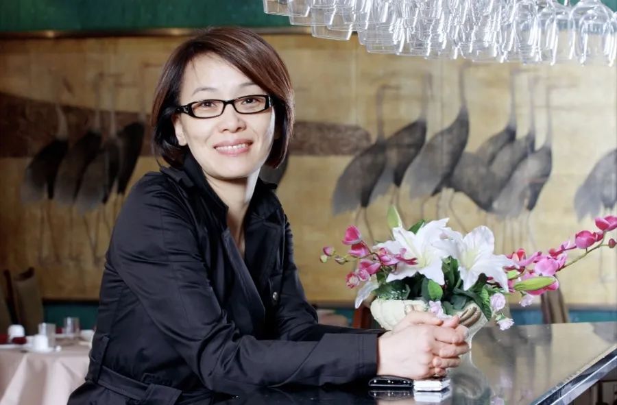 上海鹭鹭酒家董事长陆鹭.