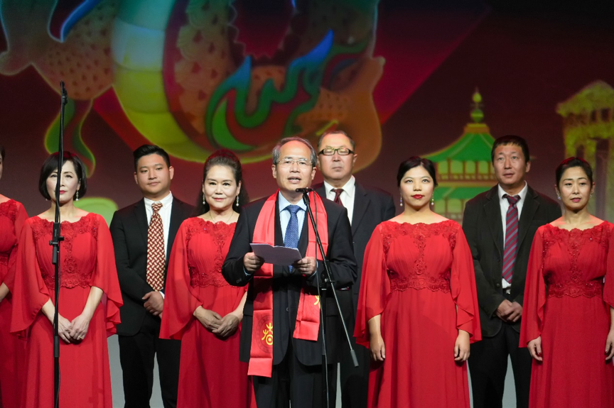 龙舞新春——希腊华人举行多项活动喜迎新春_新浪财经