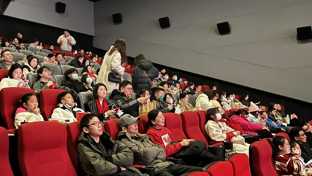 (上海某影城电影开场前 财联社记者摄)