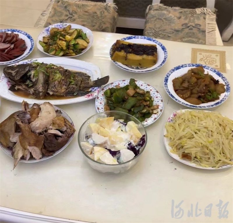 河北日报记者田恬摄