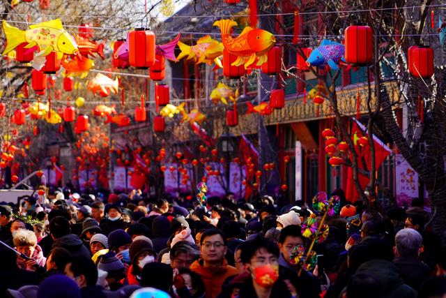 小慧京城话新春|跟着小慧一起逛庙会