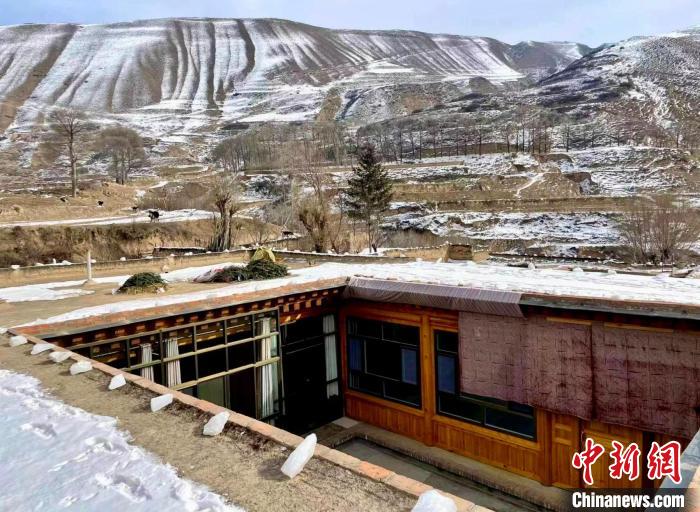 受访者供图"藏历十二月二十九,村里人会去文都大寺祈福.