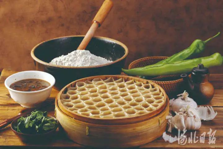 莜面窝窝.张家口明瑞食府供图