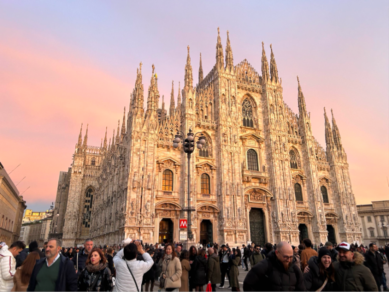 图:米兰大教堂(申万宏源研究)