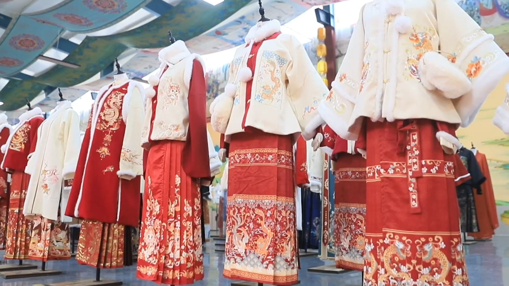 新春听信心|春节消费新观察:冲刺首季"开门红"|民宿_新浪财经_新浪网