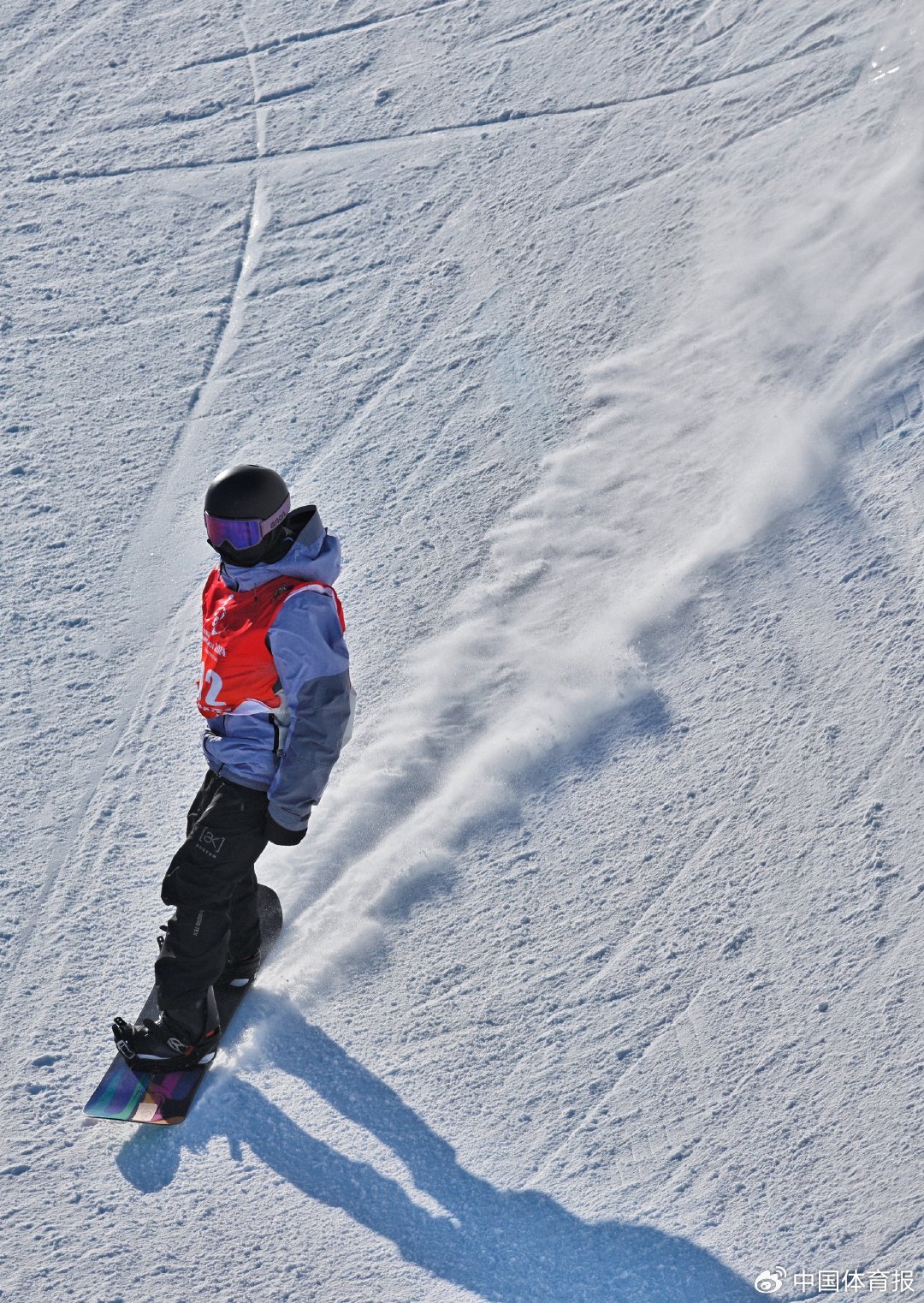 刘一波夺得单板滑雪u型场地技巧青年组女子冠军
