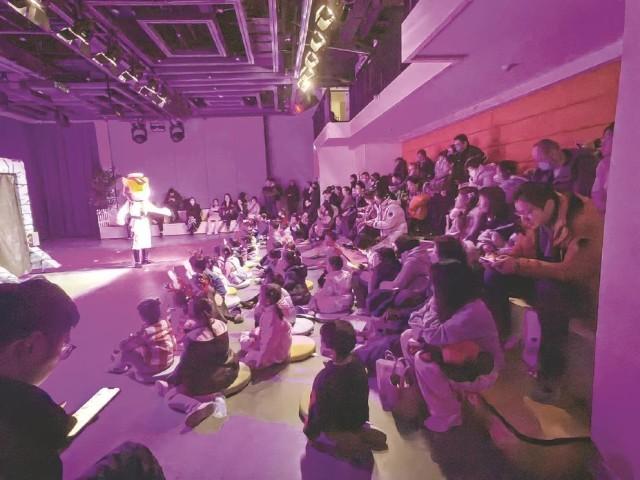 小剧场大商场共创流量"聚"场|小剧场_新浪财经_新浪网