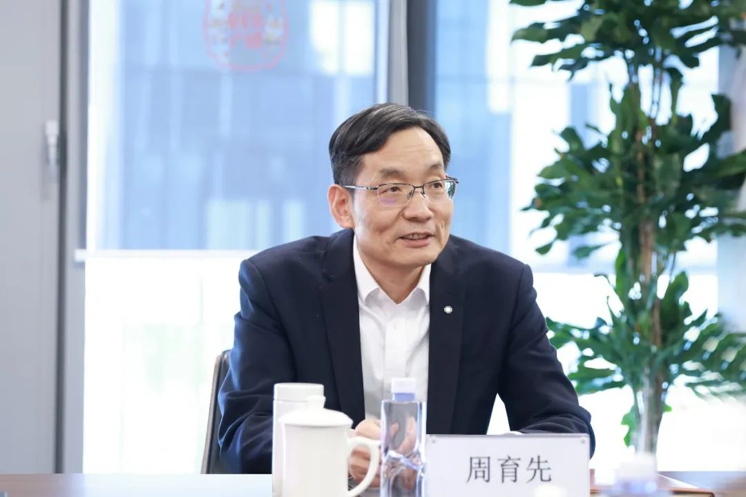 周育先赴中建材信息调研慰问_新浪财经_新浪网