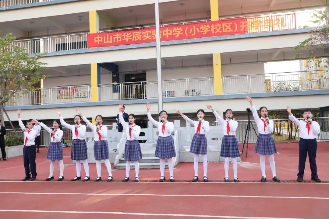 这些场面"热辣滚烫"→|开学_新浪财经_新浪网