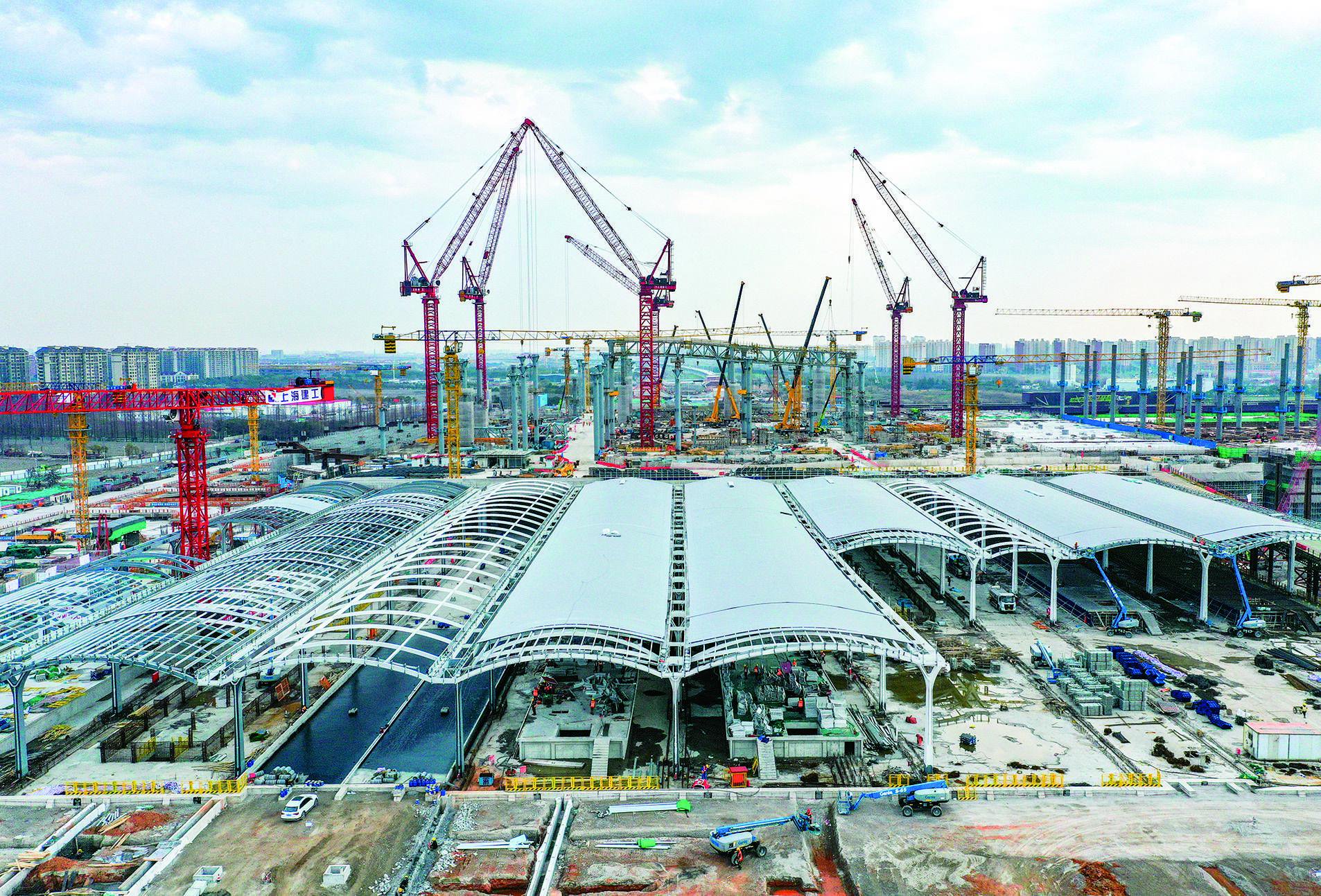 图为沪苏湖铁路松江枢纽建设现场.