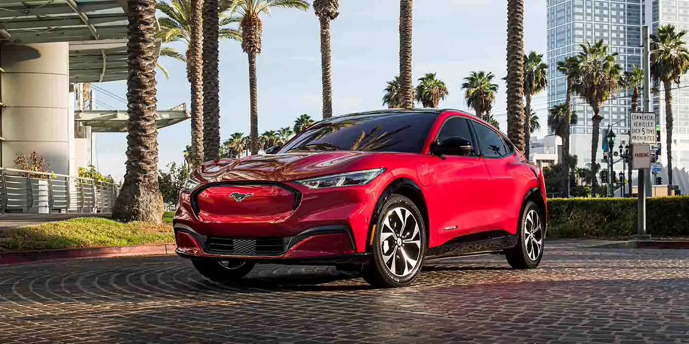 福特电马mustangmache和f150lightning在美降价刺激电动汽车销售