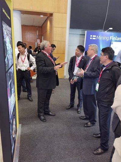 牛建华带队考察南非铬矿资源并参加第30届南非国际矿业大会|南非_新浪