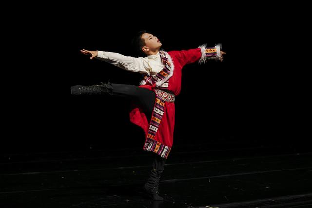 元宵节,8岁至60岁民间舞蹈达人,将登上国舞剧场大