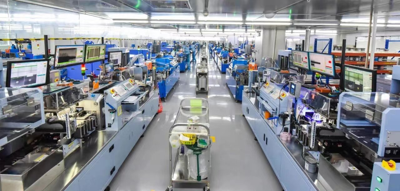 羊城晚报全媒体记者从高科技电子上市公司广东风华高新科技股份有限