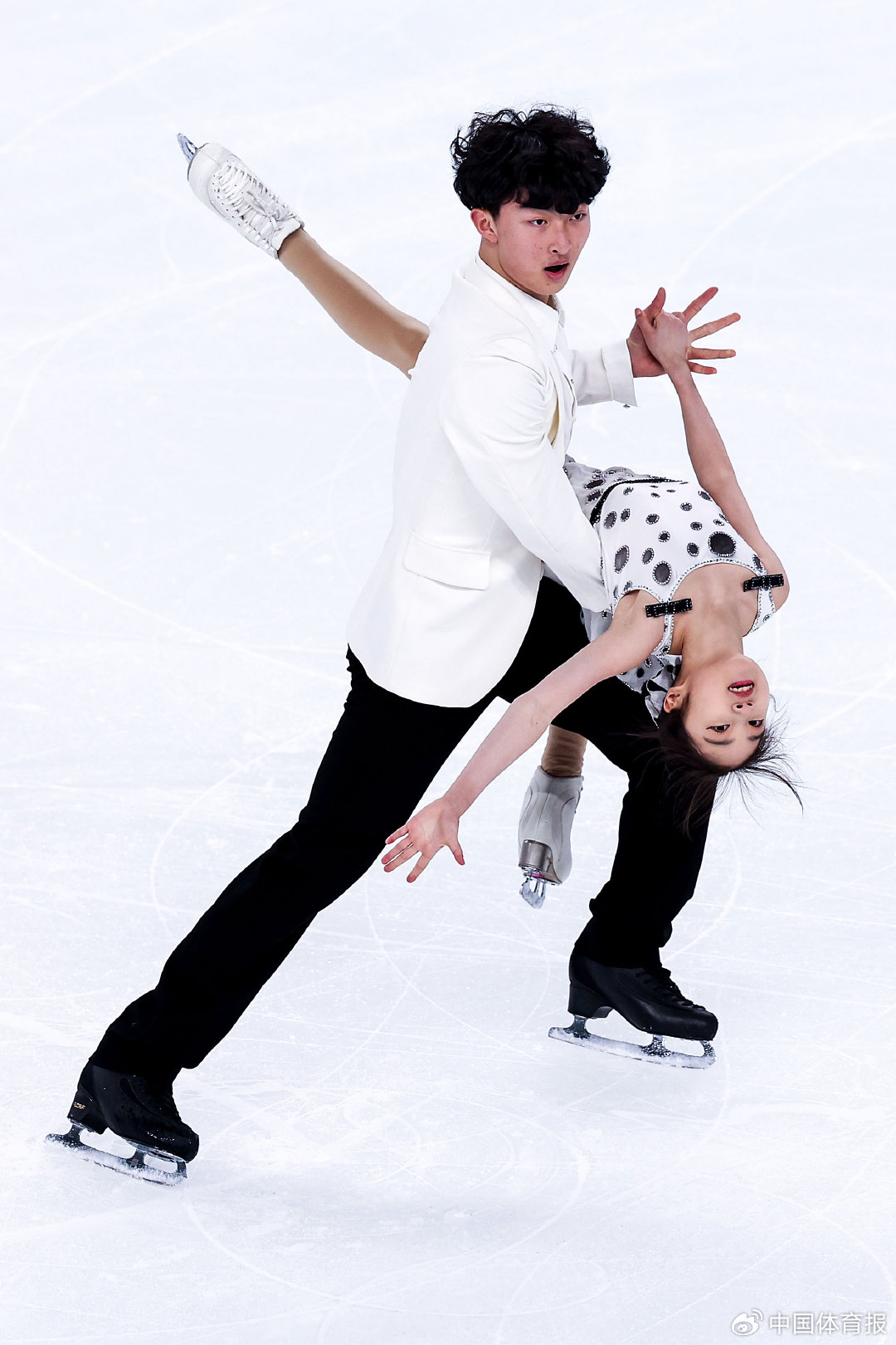 隋文静的多样人生_新浪财经_新浪网