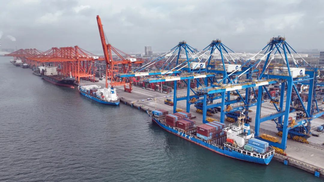 经济日报丨财经早餐【2月22日星期四】|新华社_新浪财经_新浪网