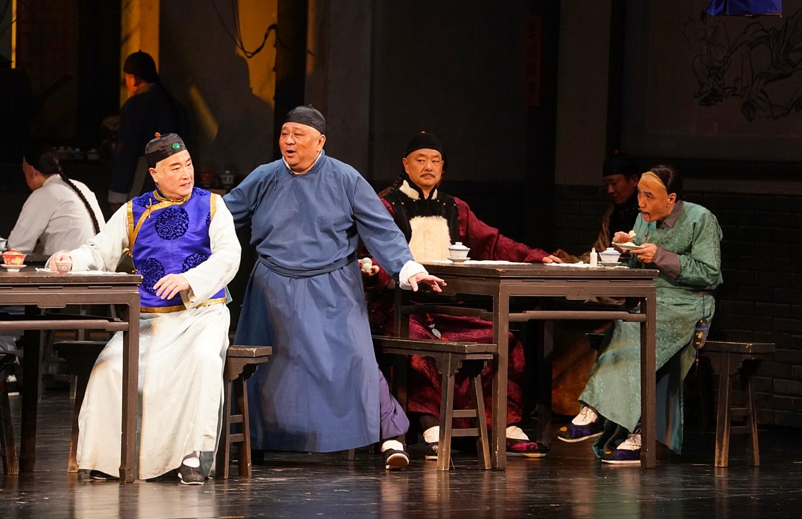 北京人艺《茶馆》龙年正月再开张,"实名制"严防"黄牛"倒票