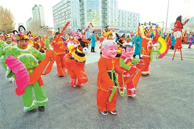 京津冀2000余群众共演秧歌花会|北京市_新浪财经_新浪网