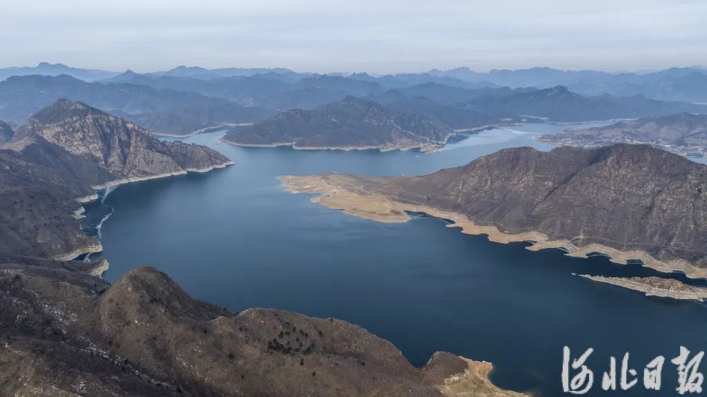 2月1日拍摄的潘家口水库.河北日报记者 田明摄