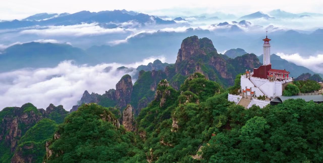狼牙山.图/受访方供图文旅兴县"尔滨"火了,文旅热了.