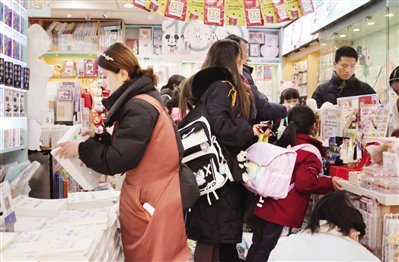 检查作业 购买学习用具 挑选"小饭桌" 开学啦 同学们