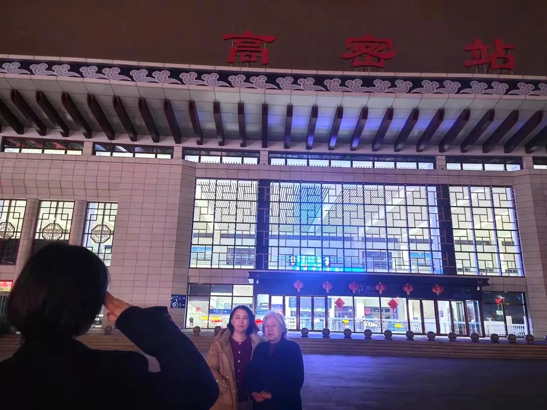 离别前,他们郑重敬上一个军礼……|陆军_新浪财经_新浪网