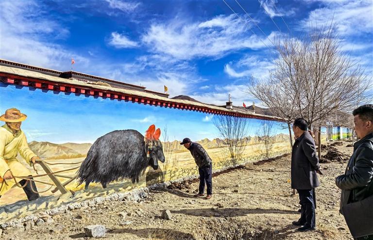 彩绘文化墙 养眼更润心|桑珠_新浪财经_新浪网