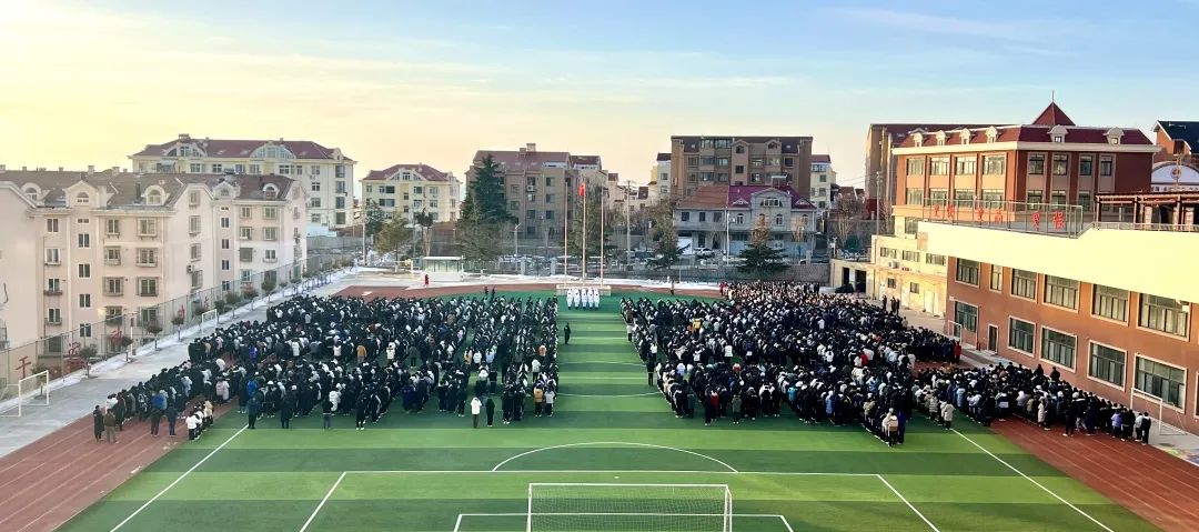 龙马精神启新程 热辣滚烫向阳生——青岛海山学校举行2024年春季开学