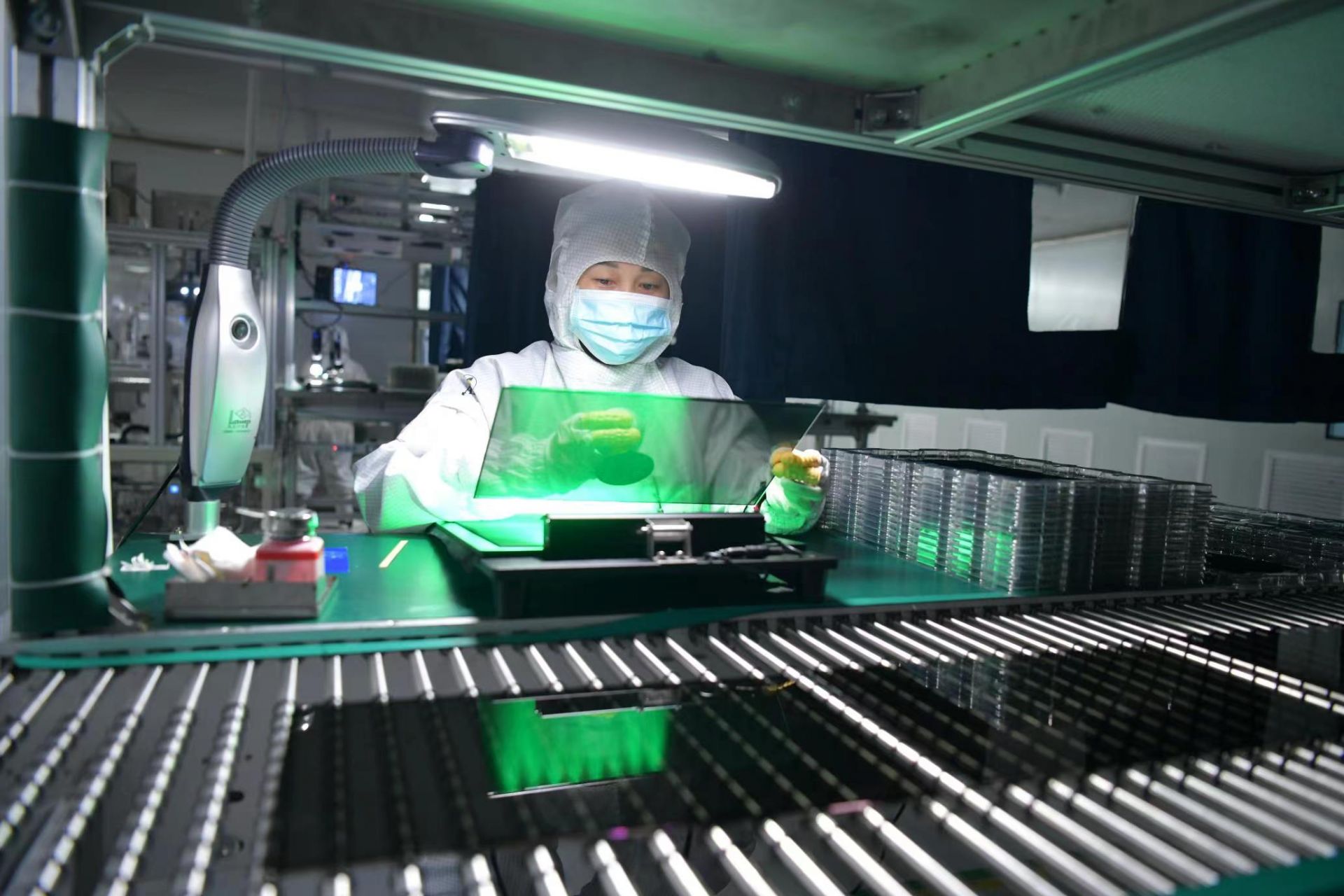 安徽帝晶光电科技有限公司—— 沃土润新芽 企业加速