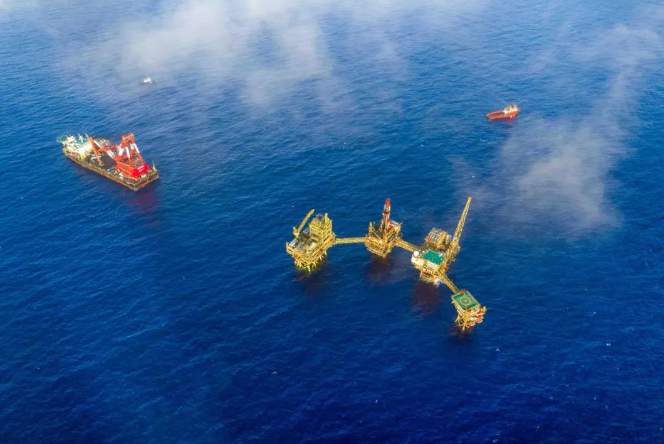 2月28日,中国海油(25.330,-0.44,-1.